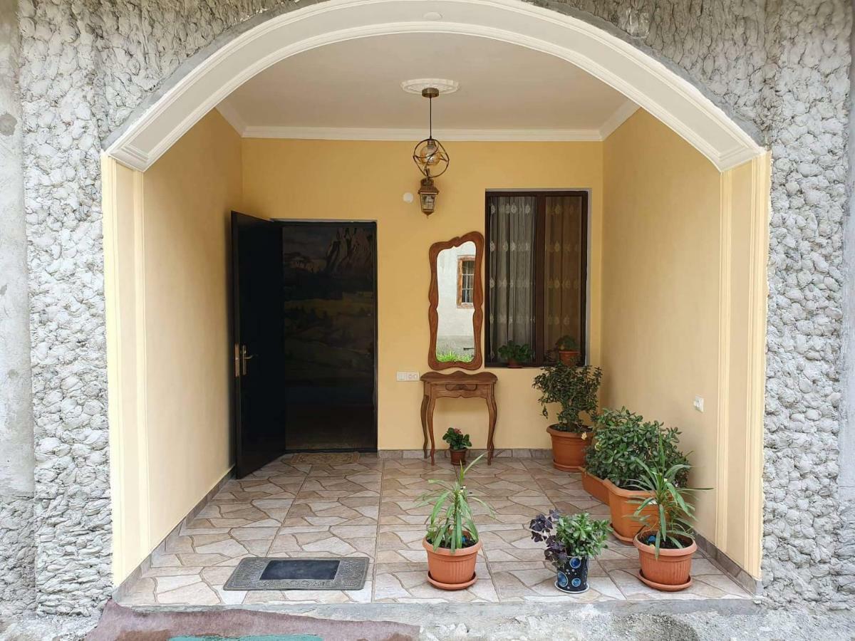 Guesthouse Kurdiani In Mestia Dış mekan fotoğraf